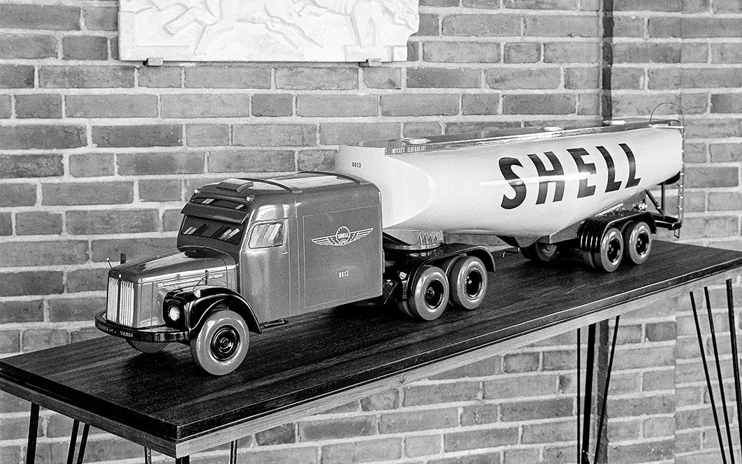 världens största tank-bil 1959