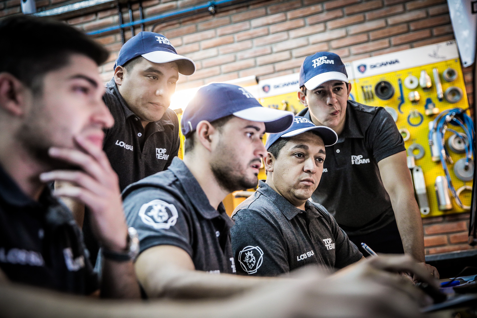 Ocho Equipos Buscan Ser Finalistas Del Scania Top Team Scania Argentina 4760