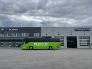 Il primo Scania Touring di Michielotto Bus: efficienza e comfort per 360.000 km all’anno per conto di Flixbus